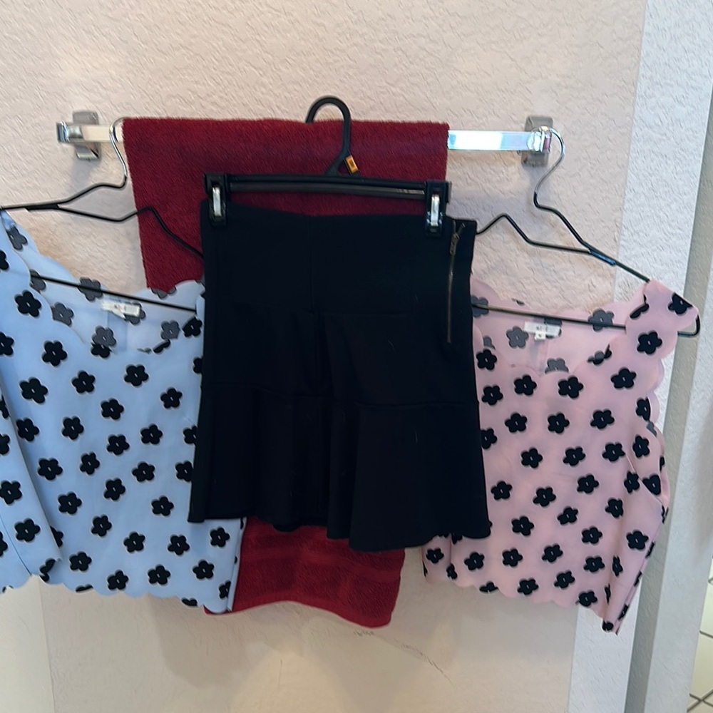 Elegant Black Women's Skirt